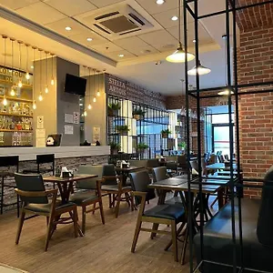 E-suits Hotel